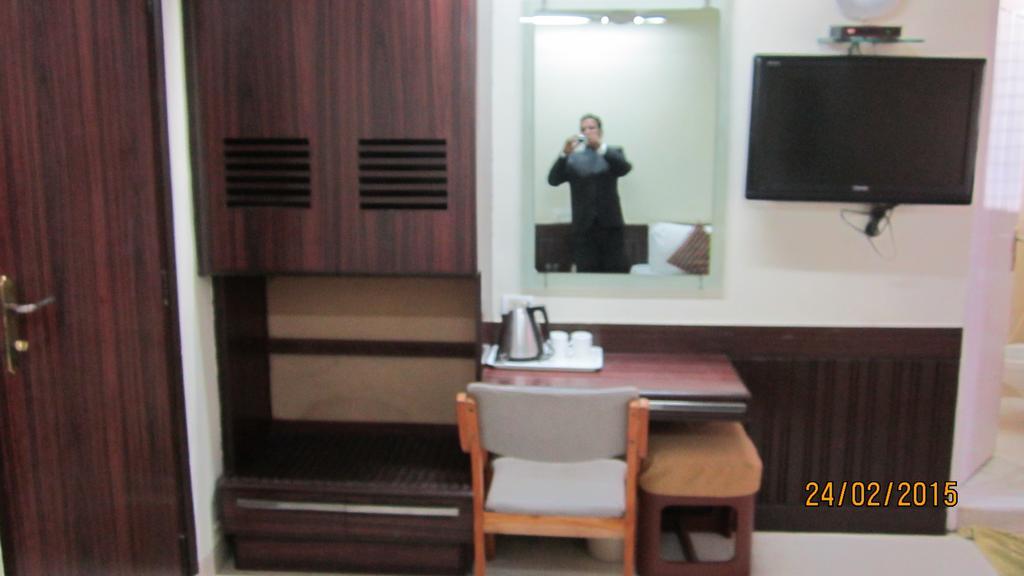 Empire Hotel มุมไบ ห้อง รูปภาพ
